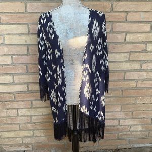 Arrow fringe fitted shawl kimono